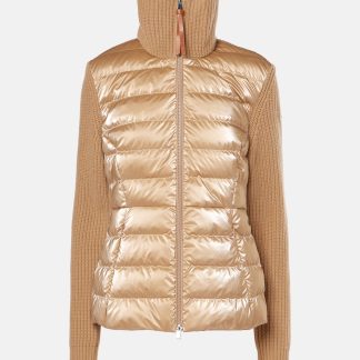 acquistare un designer Moncler Giacca in lana con pannelli in piuma d'oca di colore beige