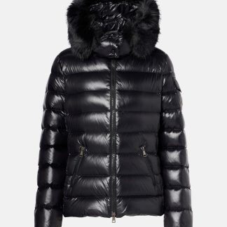 acquistare un designer Moncler Piumino Badyf in nero con bordo in shearling